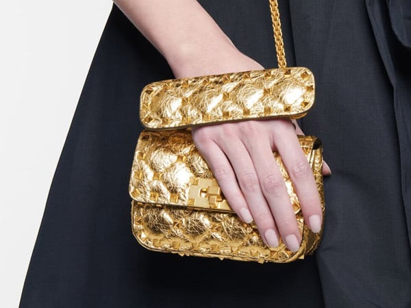 Sputtering-system-for-the-high-fashion-industry Sputtering-system-for-the-high-fashion-industry